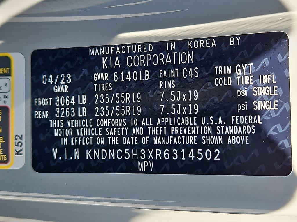 2024 Kia Carnival EX