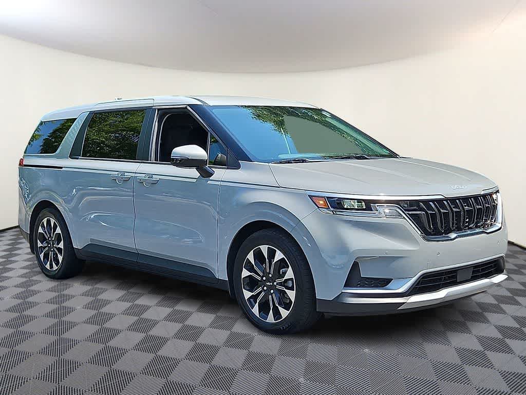 2024 Kia Carnival EX