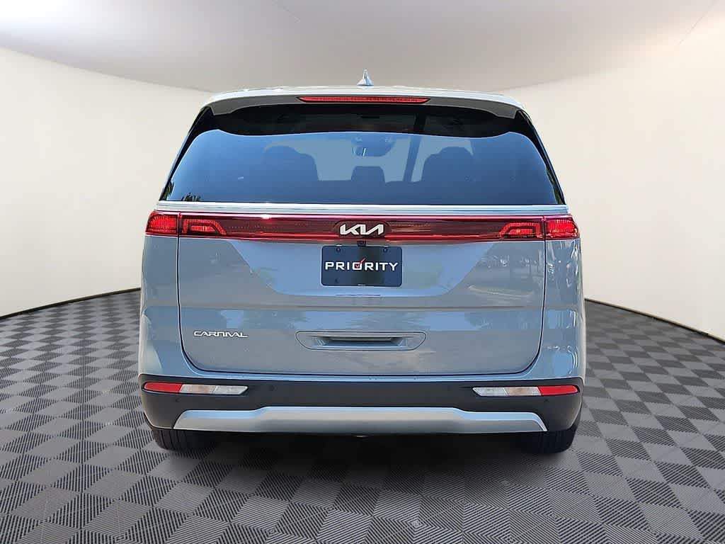 2024 Kia Carnival EX