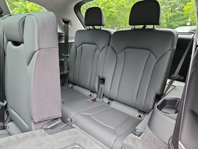 2021 Audi Q7 Premium Plus