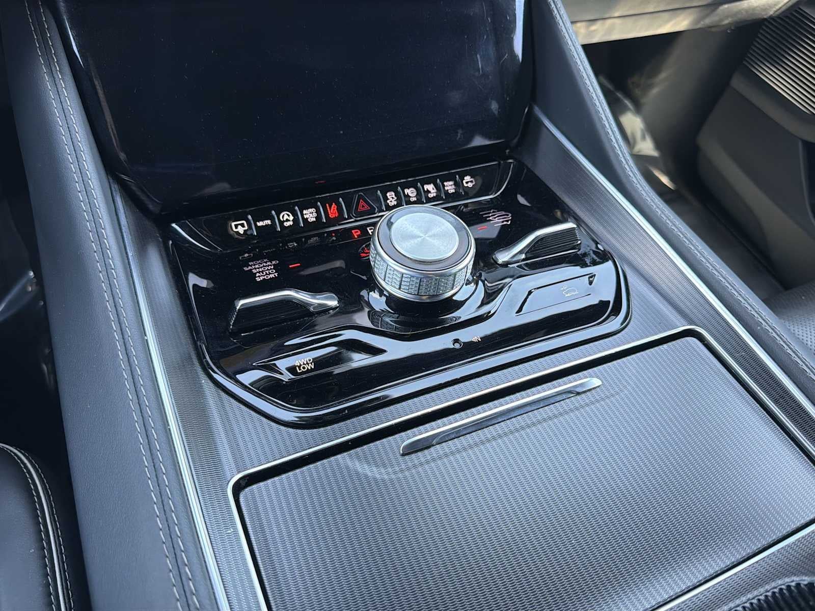 2024 Jeep Grand Wagoneer L Series II