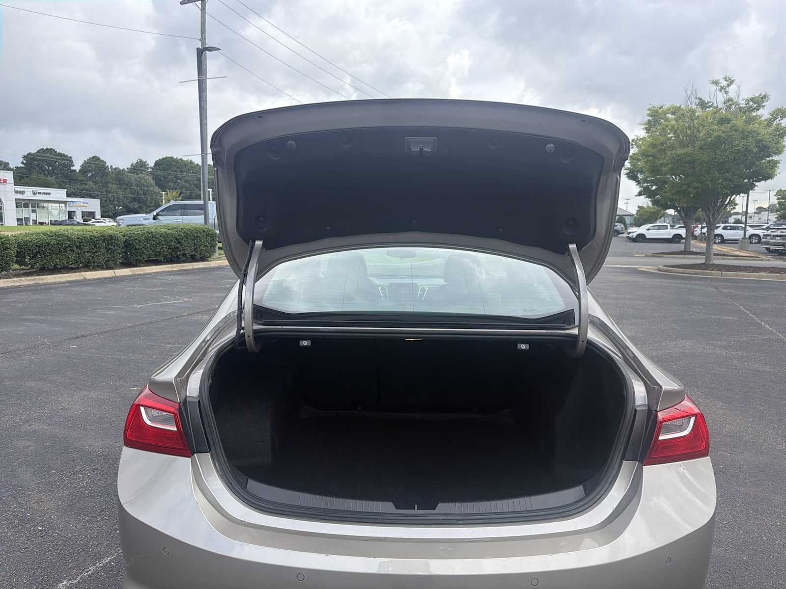 2025 Chevrolet Malibu LT