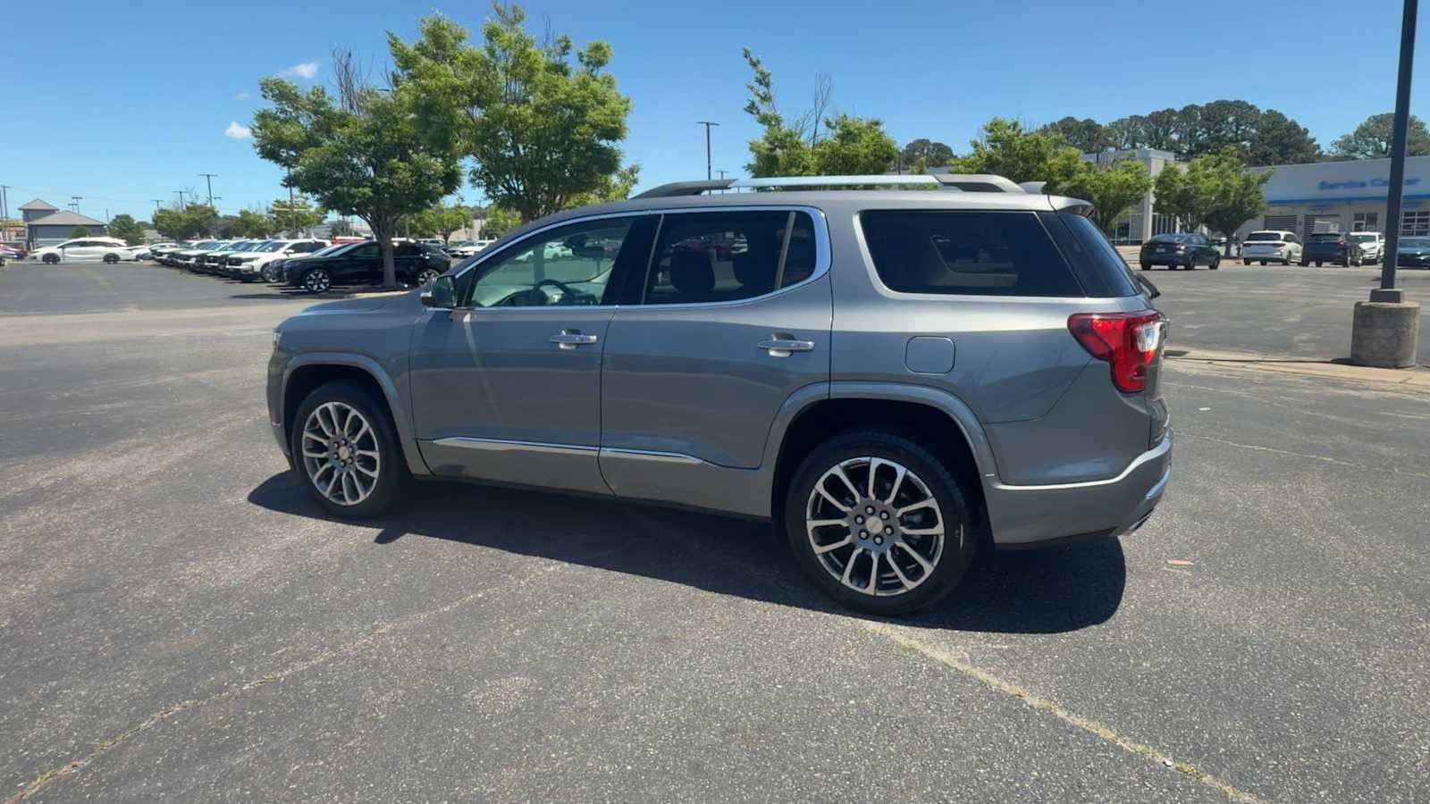 2021 GMC Acadia Denali