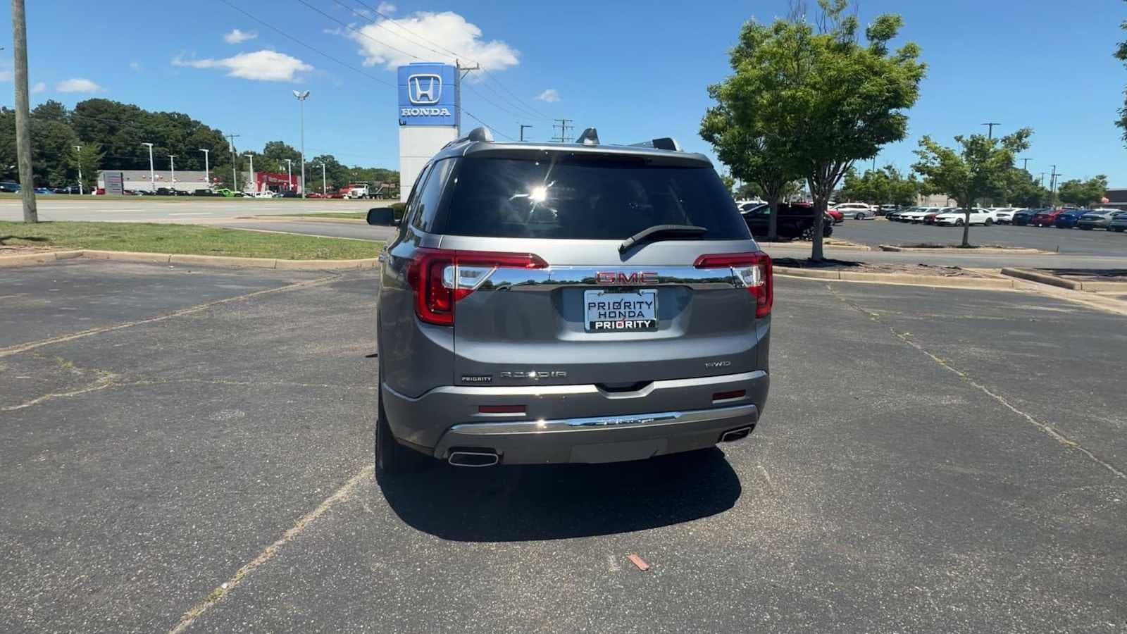 2021 GMC Acadia Denali