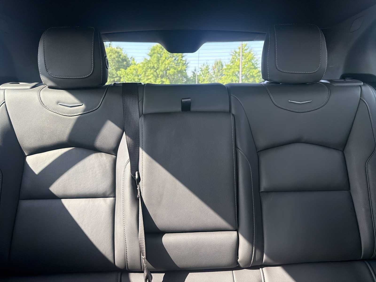 2025 Cadillac XT4 FWD Premium Luxury