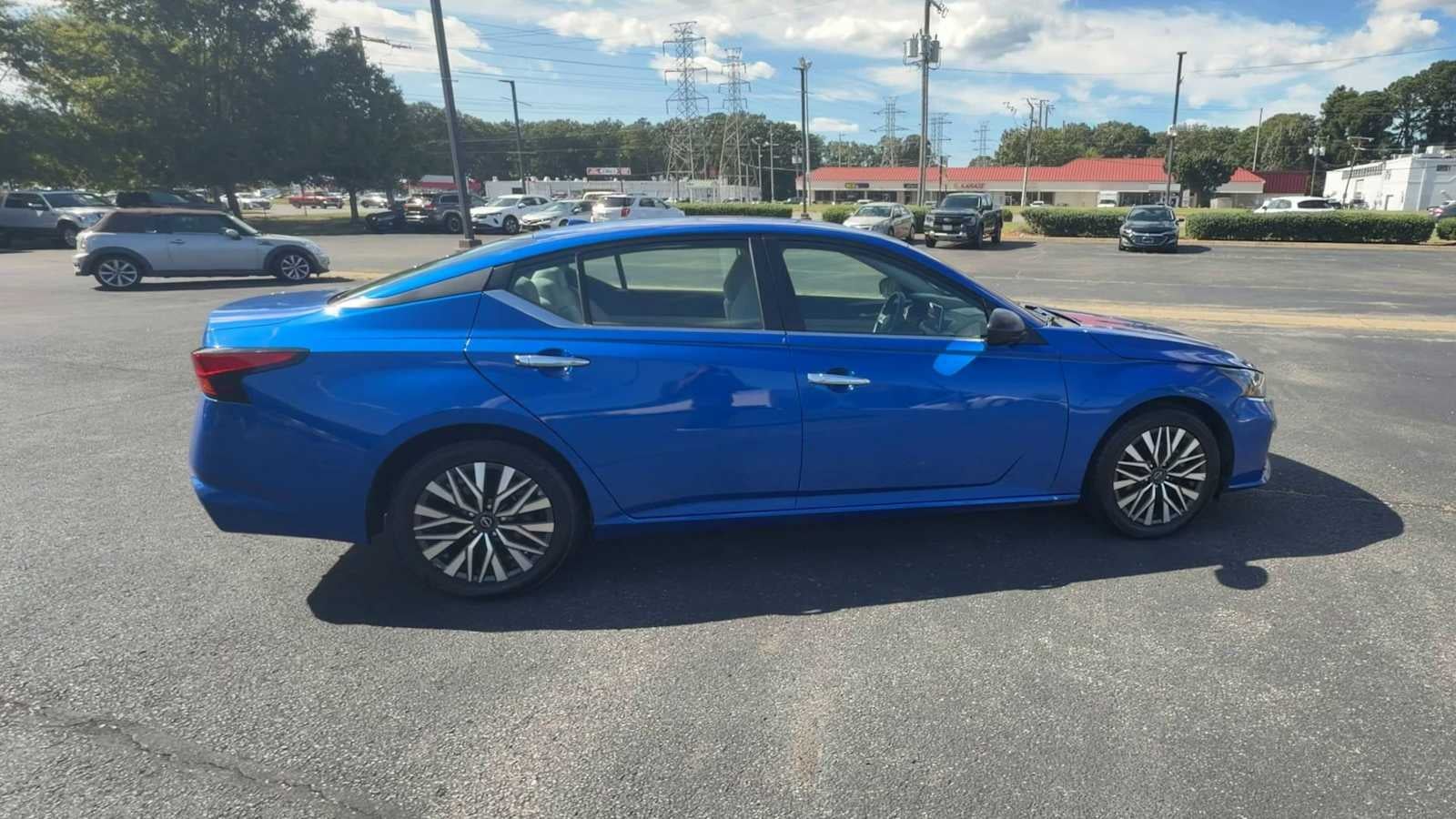 2025 Nissan Altima SV