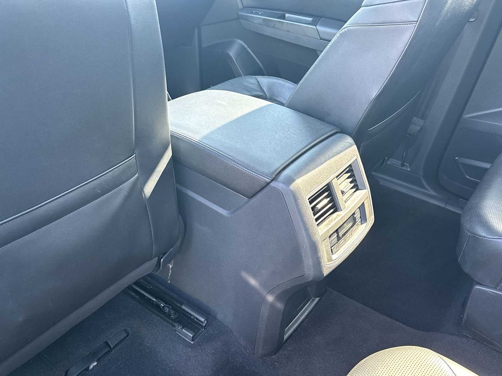 2019 Volkswagen Atlas 3.6L V6 SEL Premium