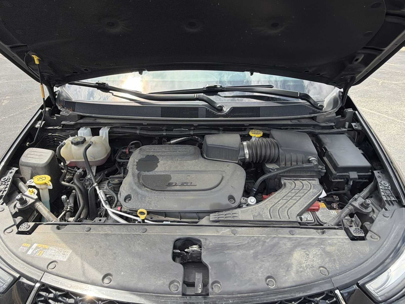2025 Chrysler Pacifica Select