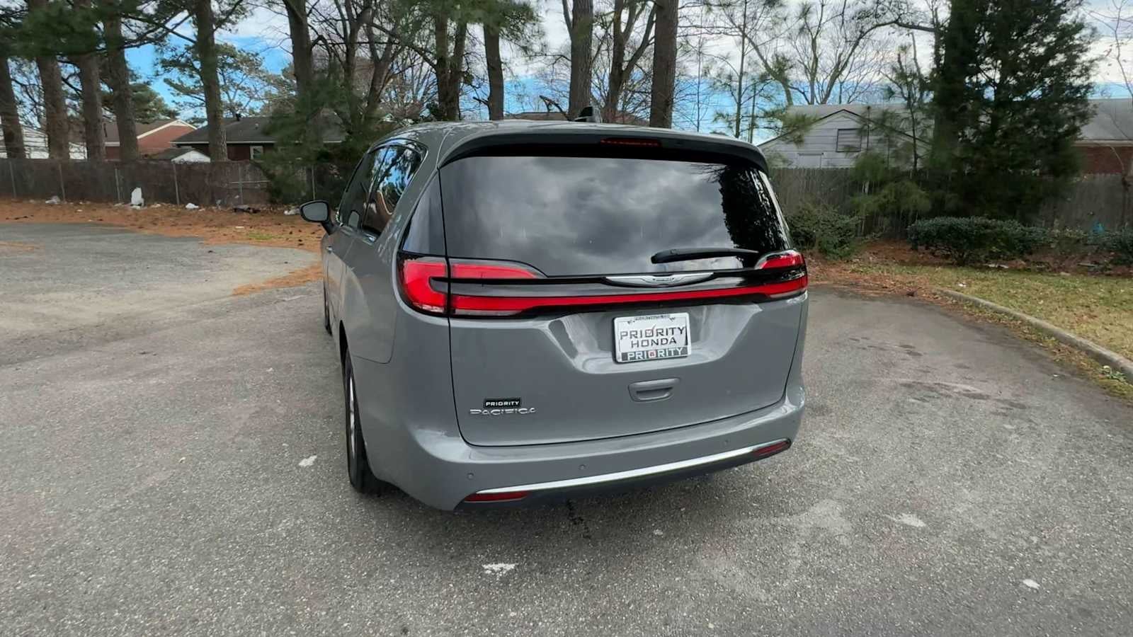 2023 Chrysler Pacifica Touring L