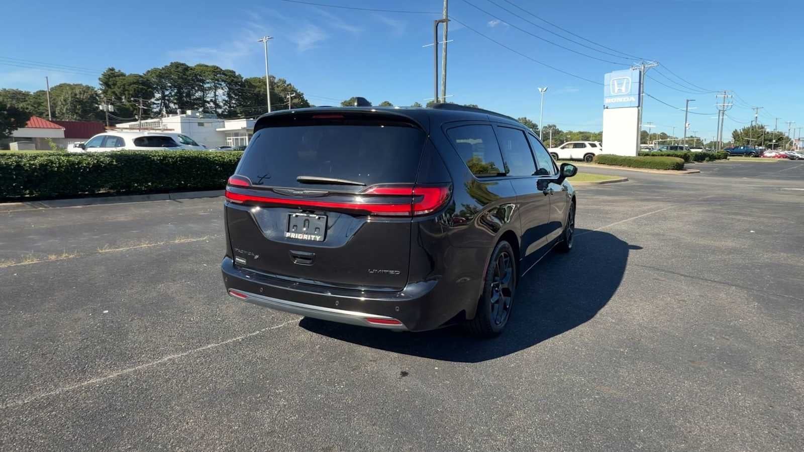 2026 Chrysler Pacifica Limited