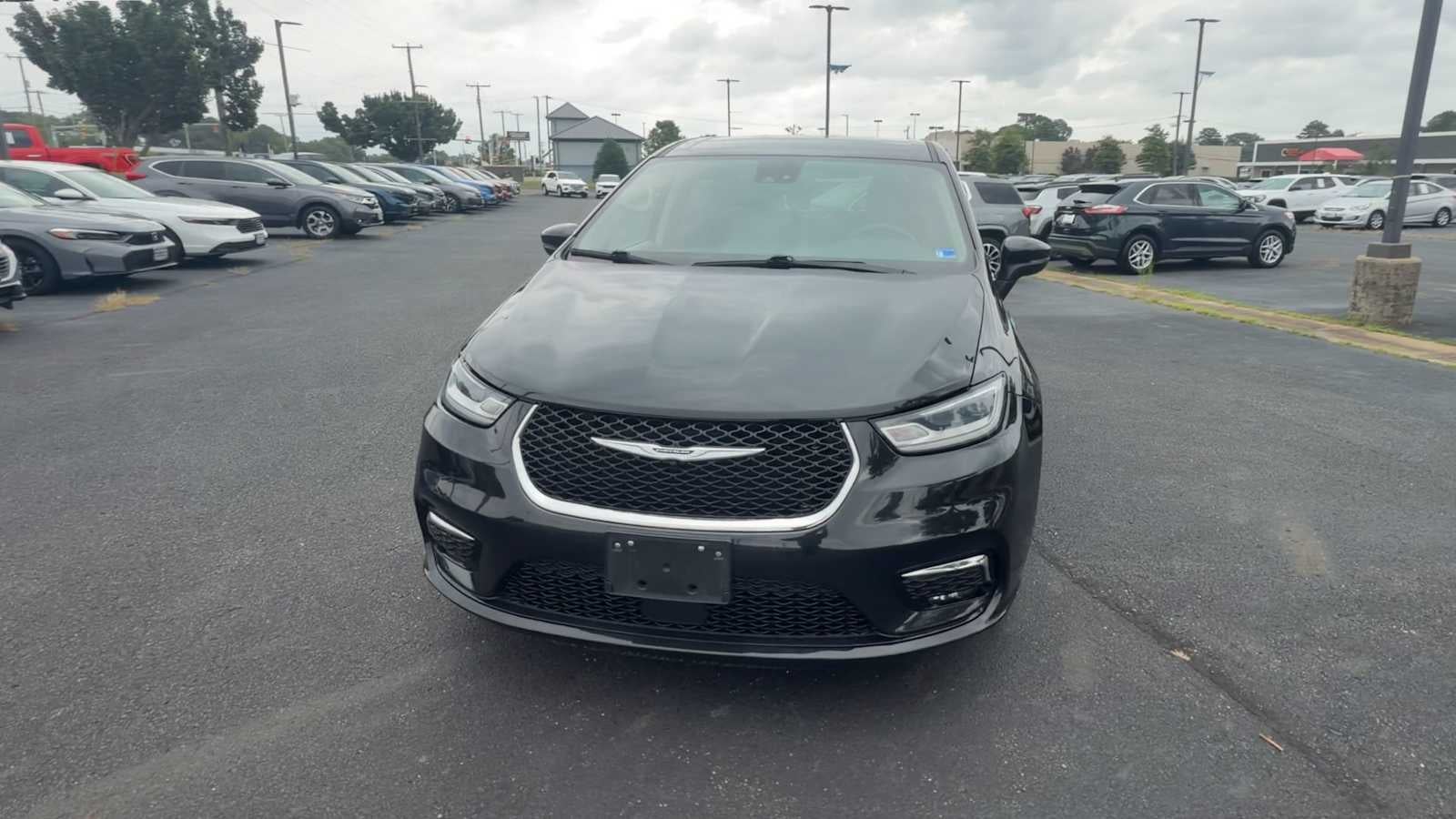 2023 Chrysler Pacifica Hybrid Touring L