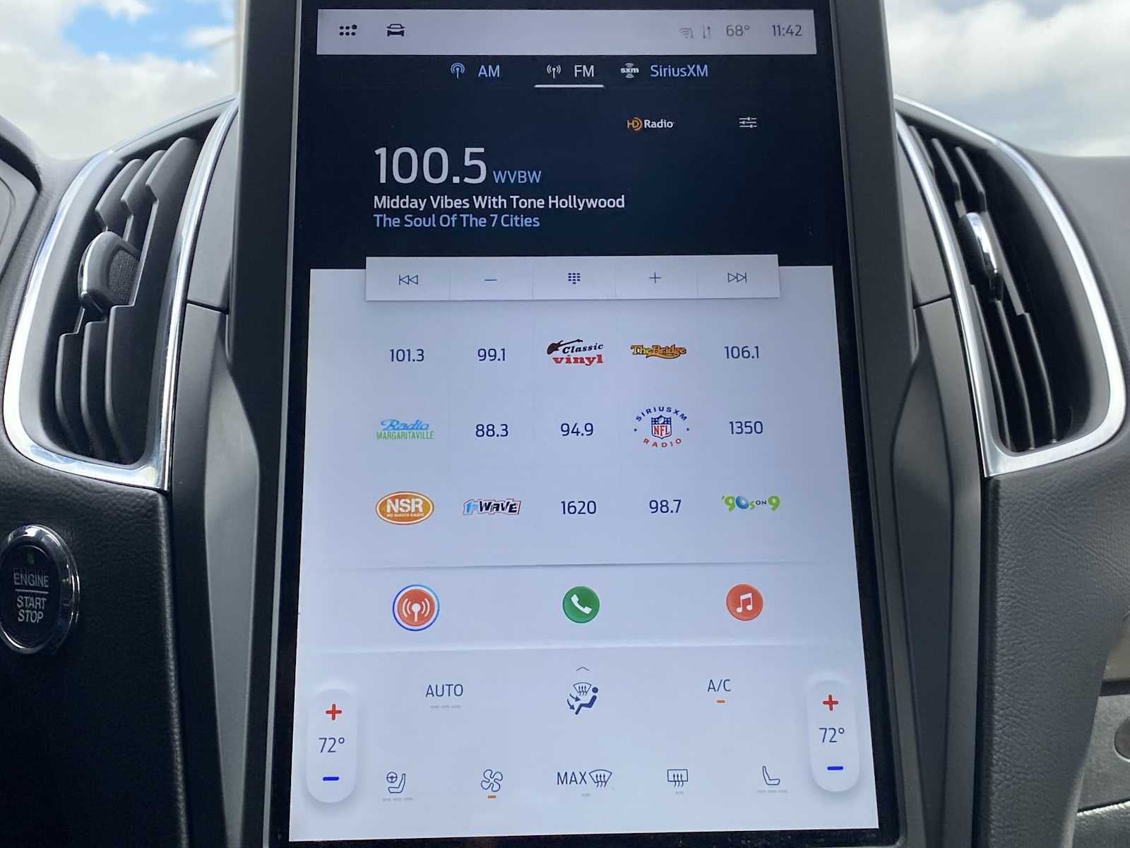 2024 Ford Edge Titanium