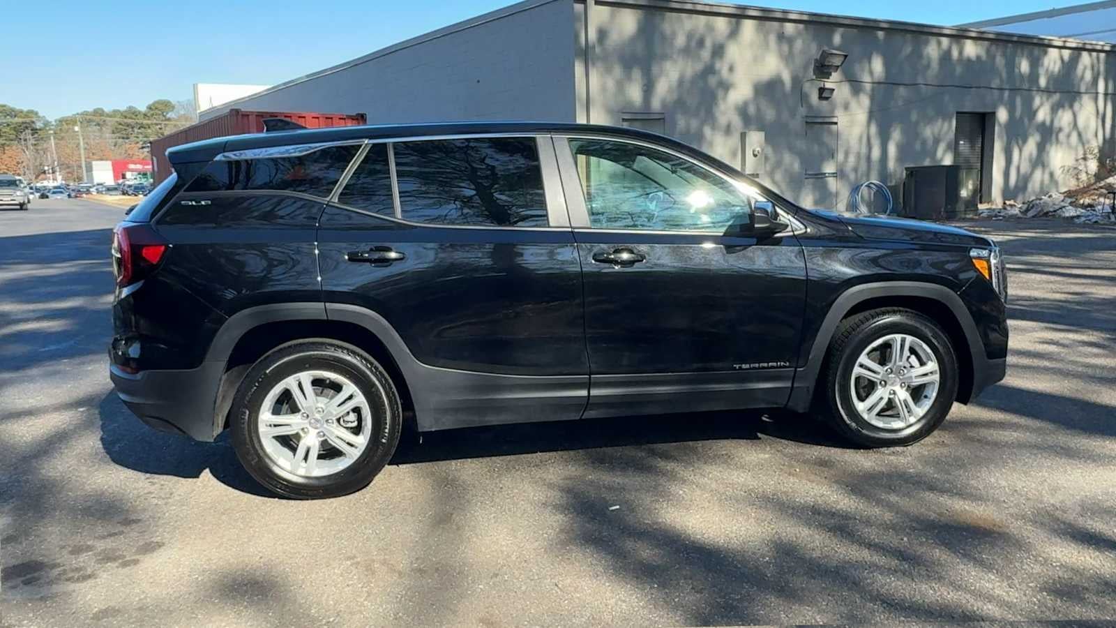 2024 GMC Terrain SLE