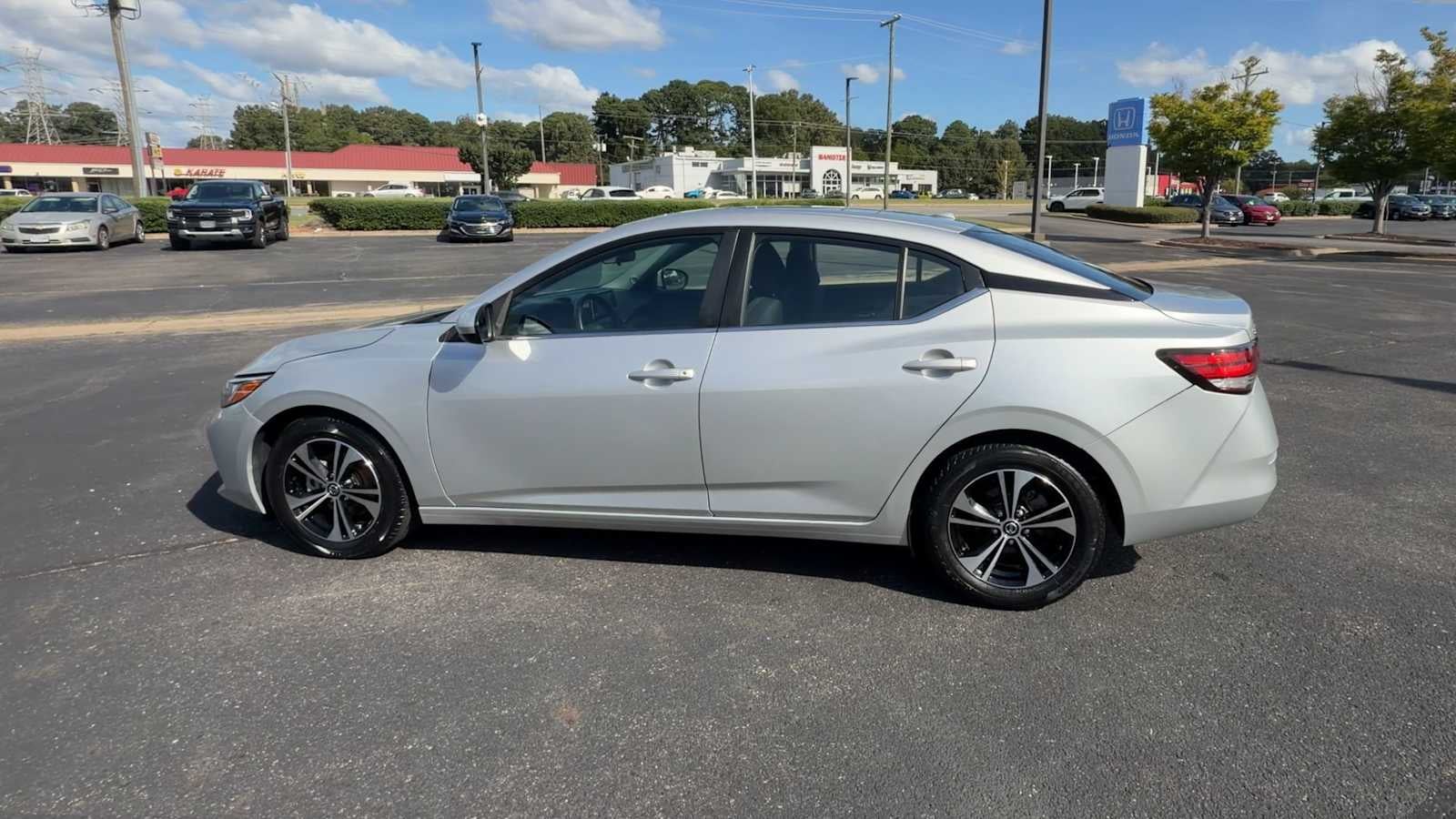 2023 Nissan Sentra SV
