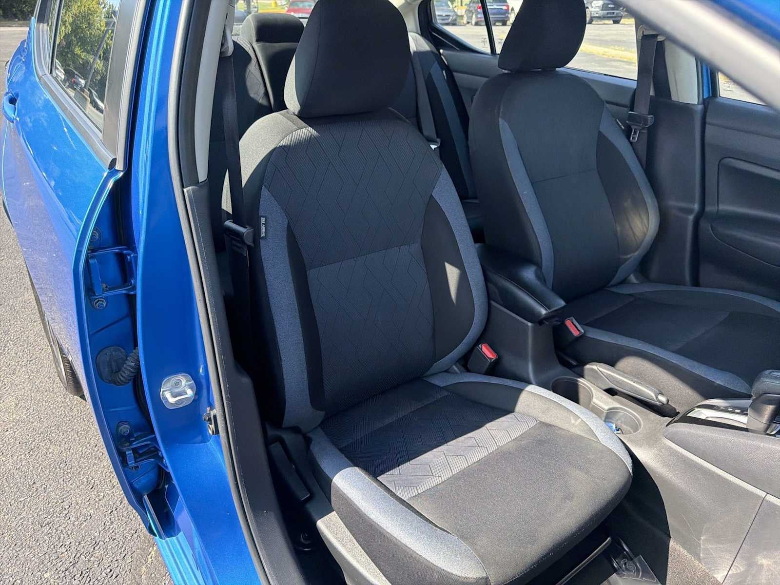 2023 Nissan Versa SV