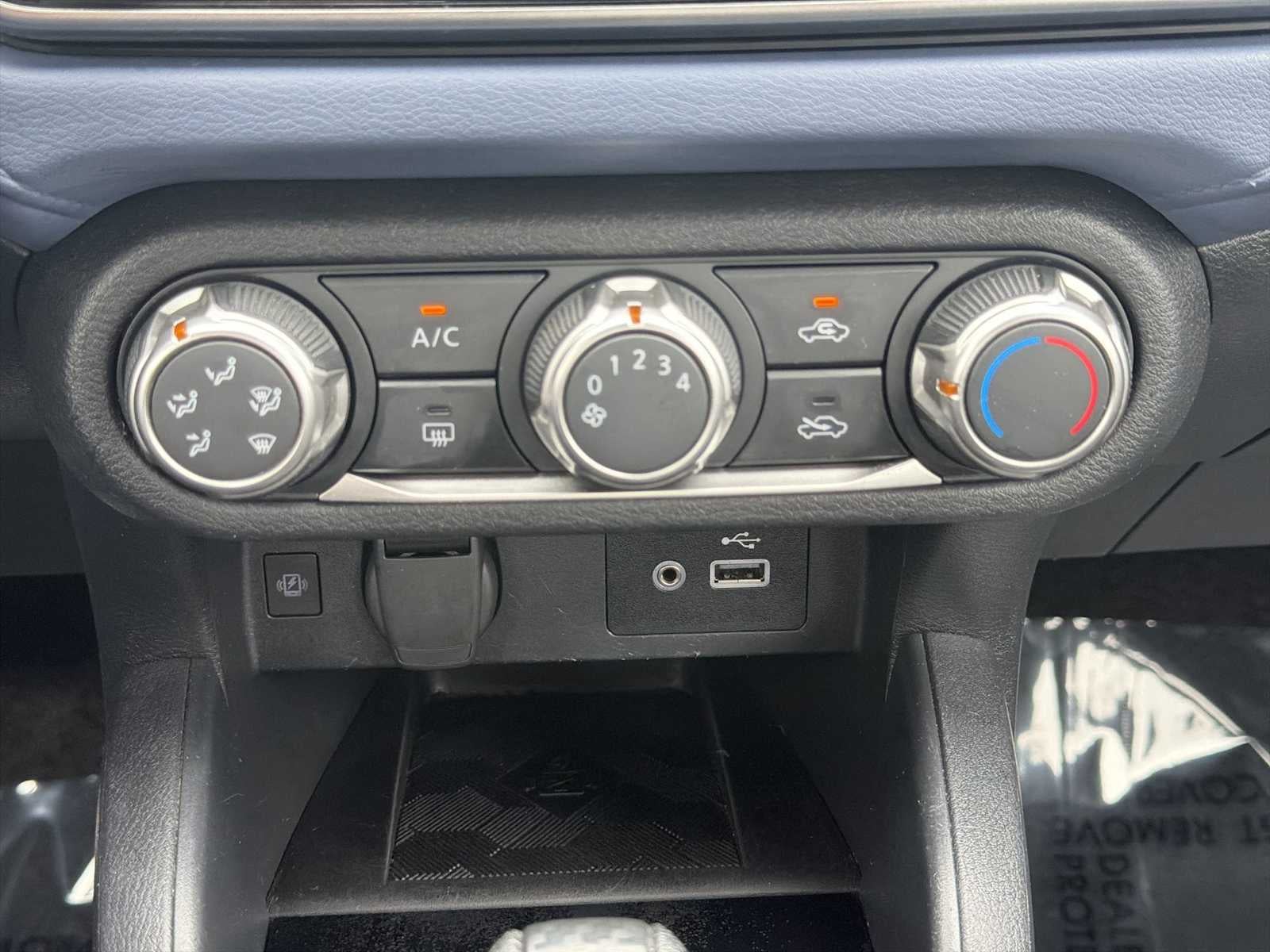 2024 Nissan Versa SV