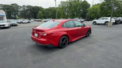 2025 Toyota Camry SE