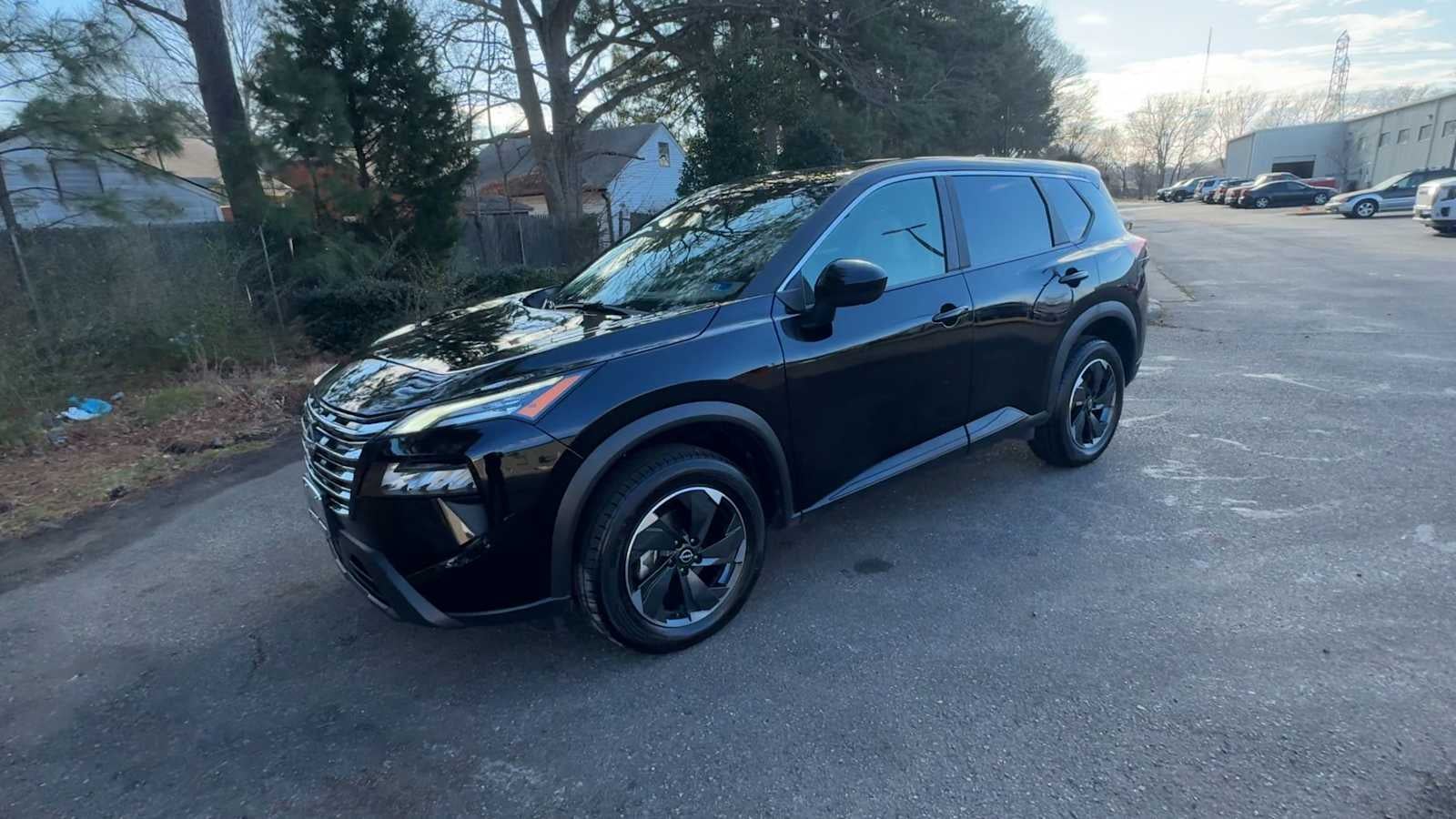 2025 Nissan Rogue SV