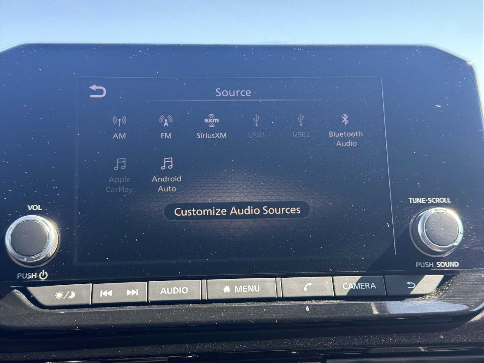 2024 Nissan Pathfinder SV