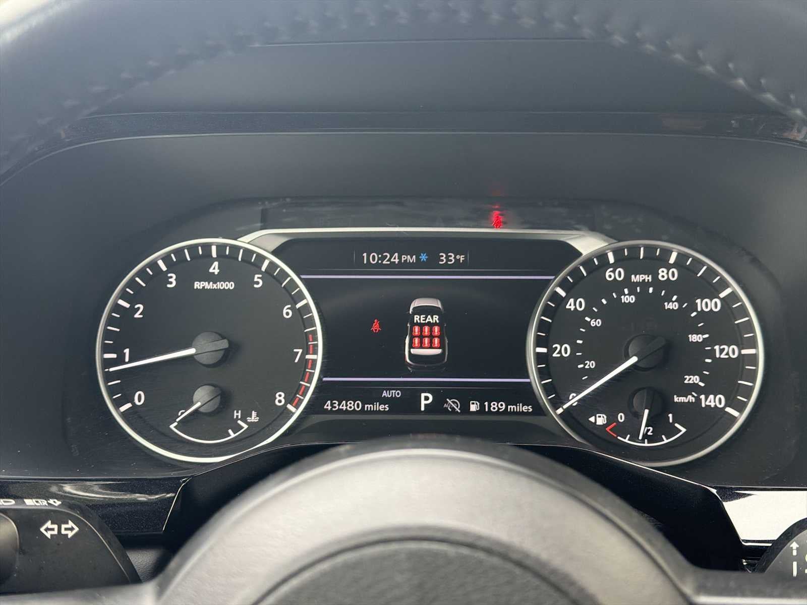 2024 Nissan Pathfinder SV