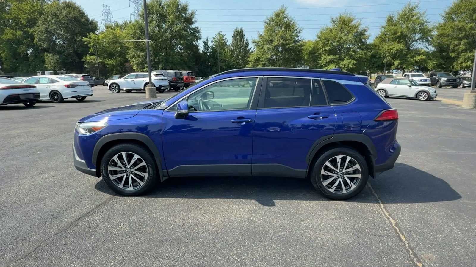 2024 Toyota Corolla Cross XLE