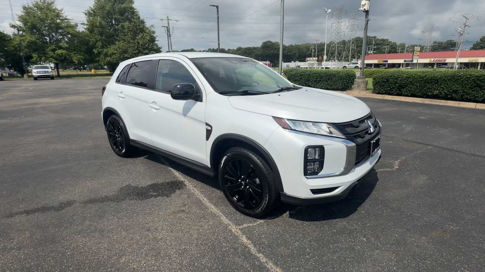 2025 Mitsubishi Outlander Sport LE