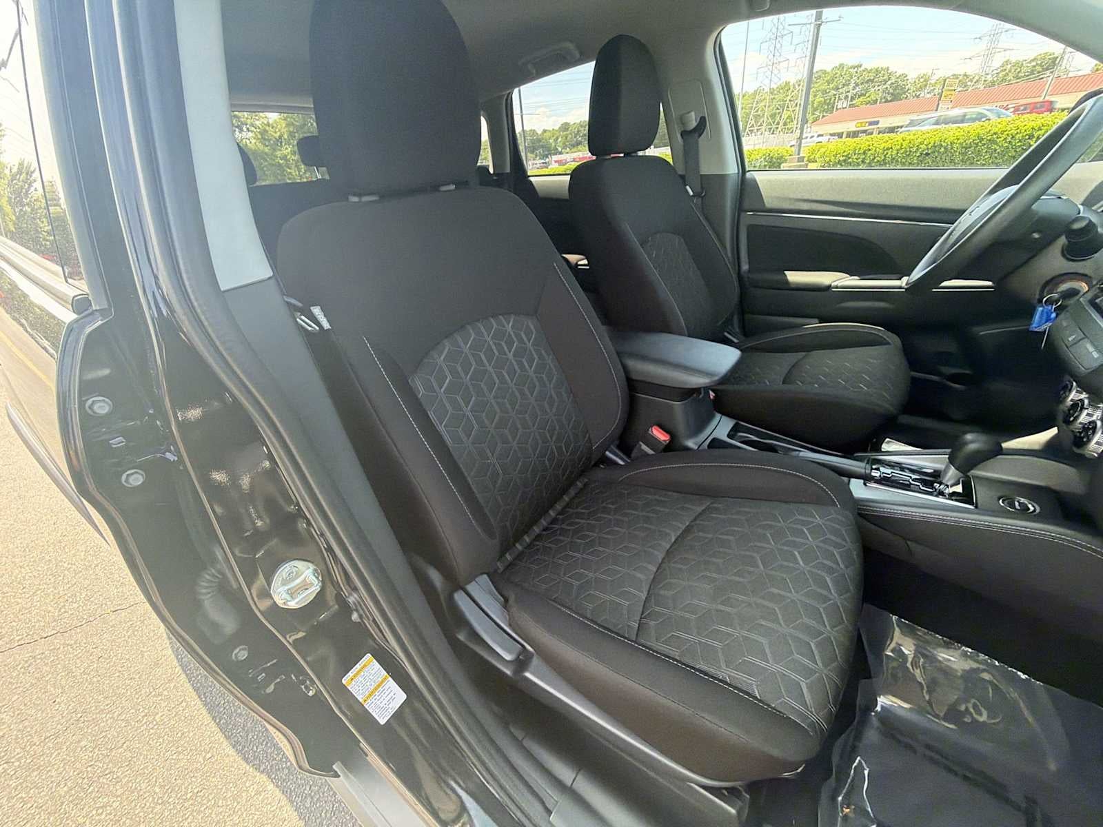 2024 Mitsubishi Outlander Sport ES