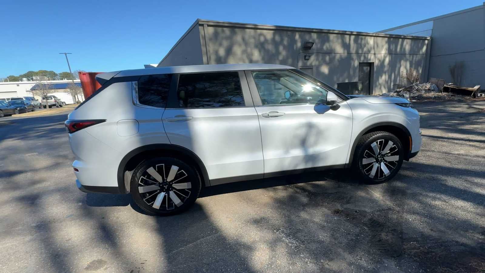 2025 Mitsubishi Outlander SE