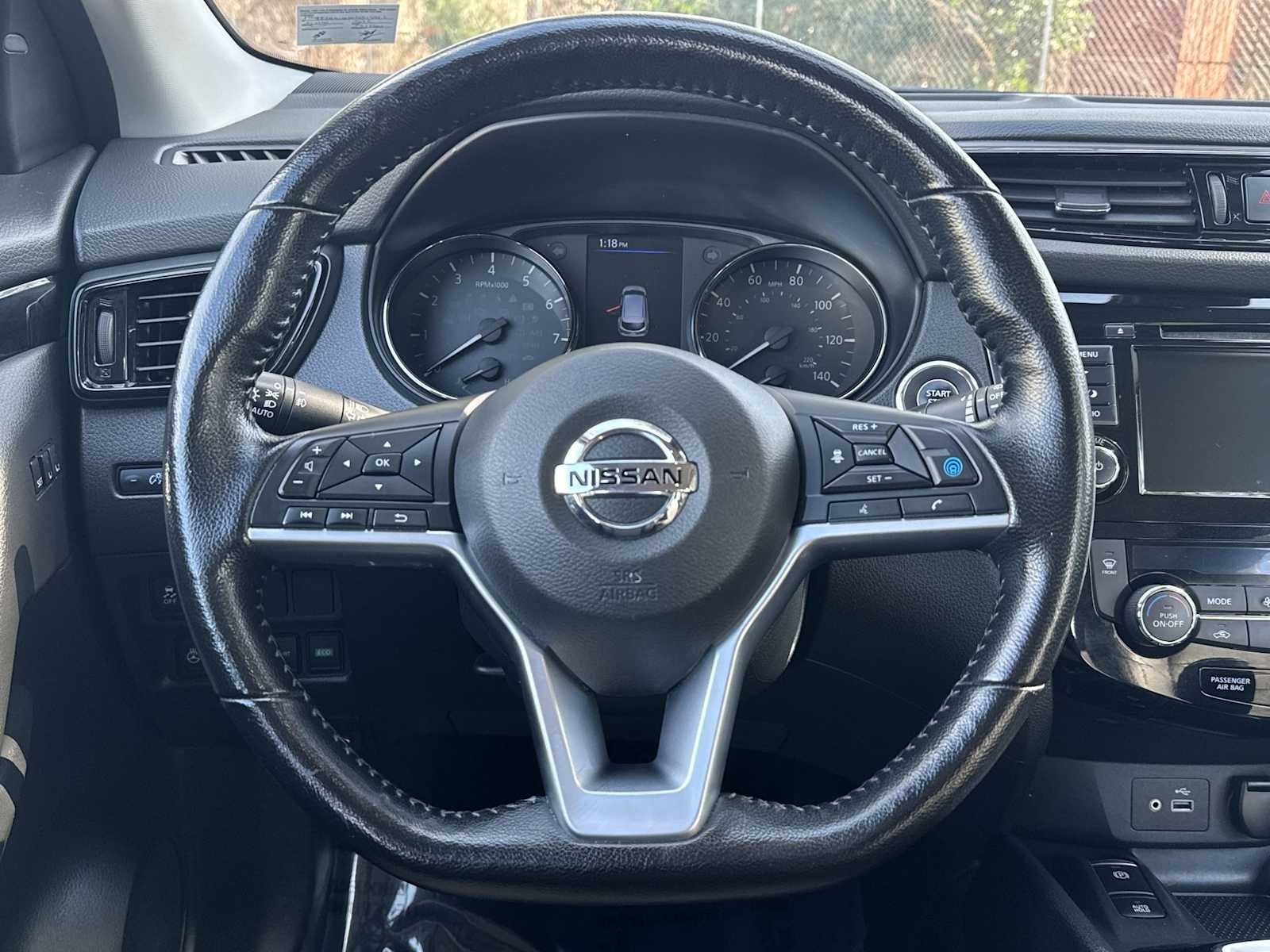 2022 Nissan Rogue Sport SV