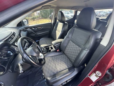 2022 Nissan Rogue Sport SV