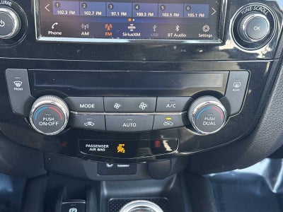 2022 Nissan Rogue Sport SV