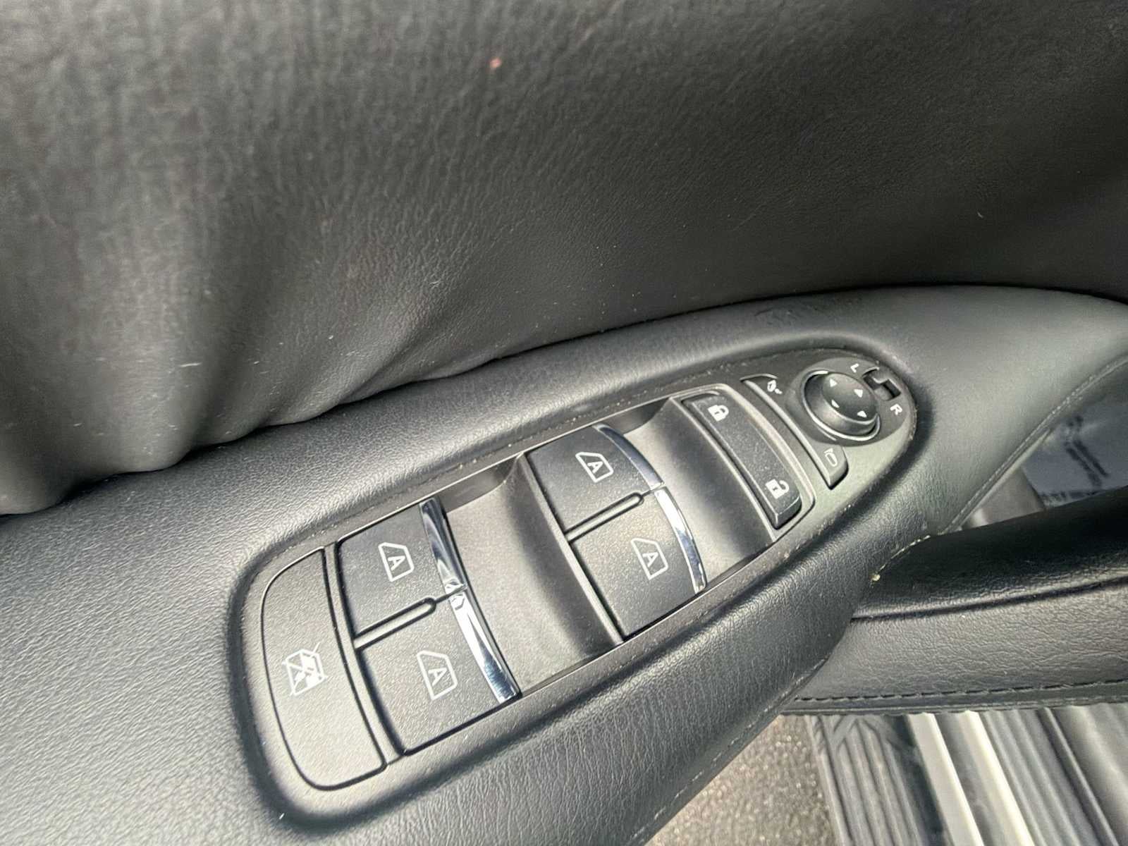 2024 Nissan Armada SV