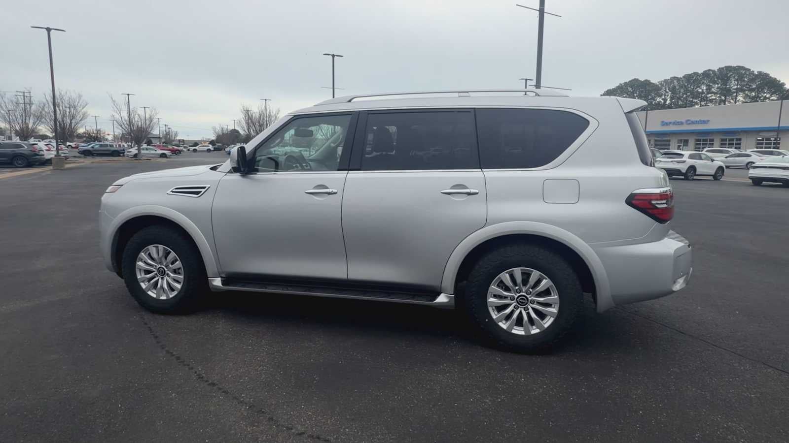 2024 Nissan Armada SV
