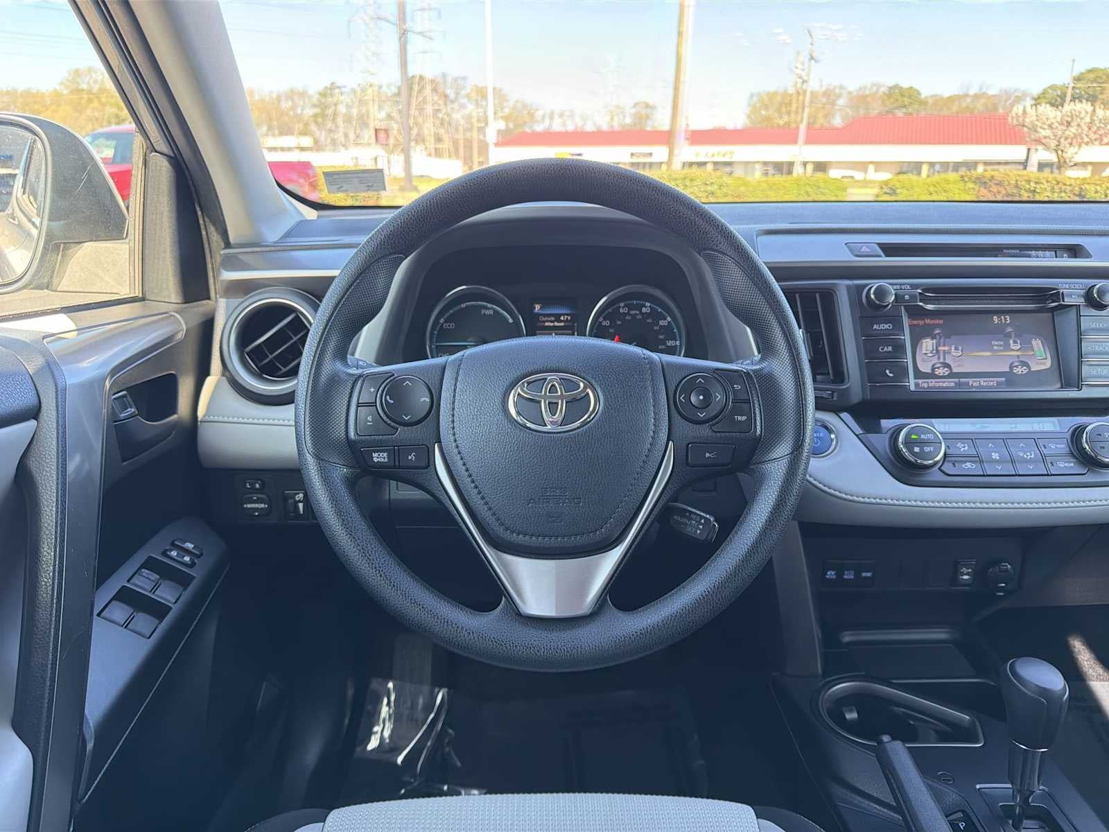 2018 Toyota RAV4 Hybrid LE