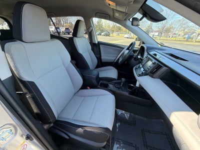 2018 Toyota RAV4 Hybrid LE