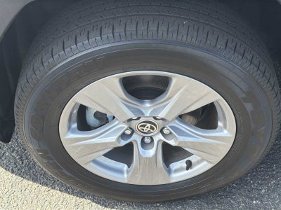 2023 Toyota RAV4 Hybrid XLE