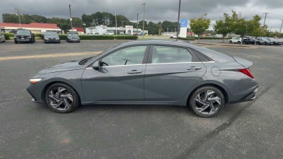 2024 Hyundai Elantra Limited