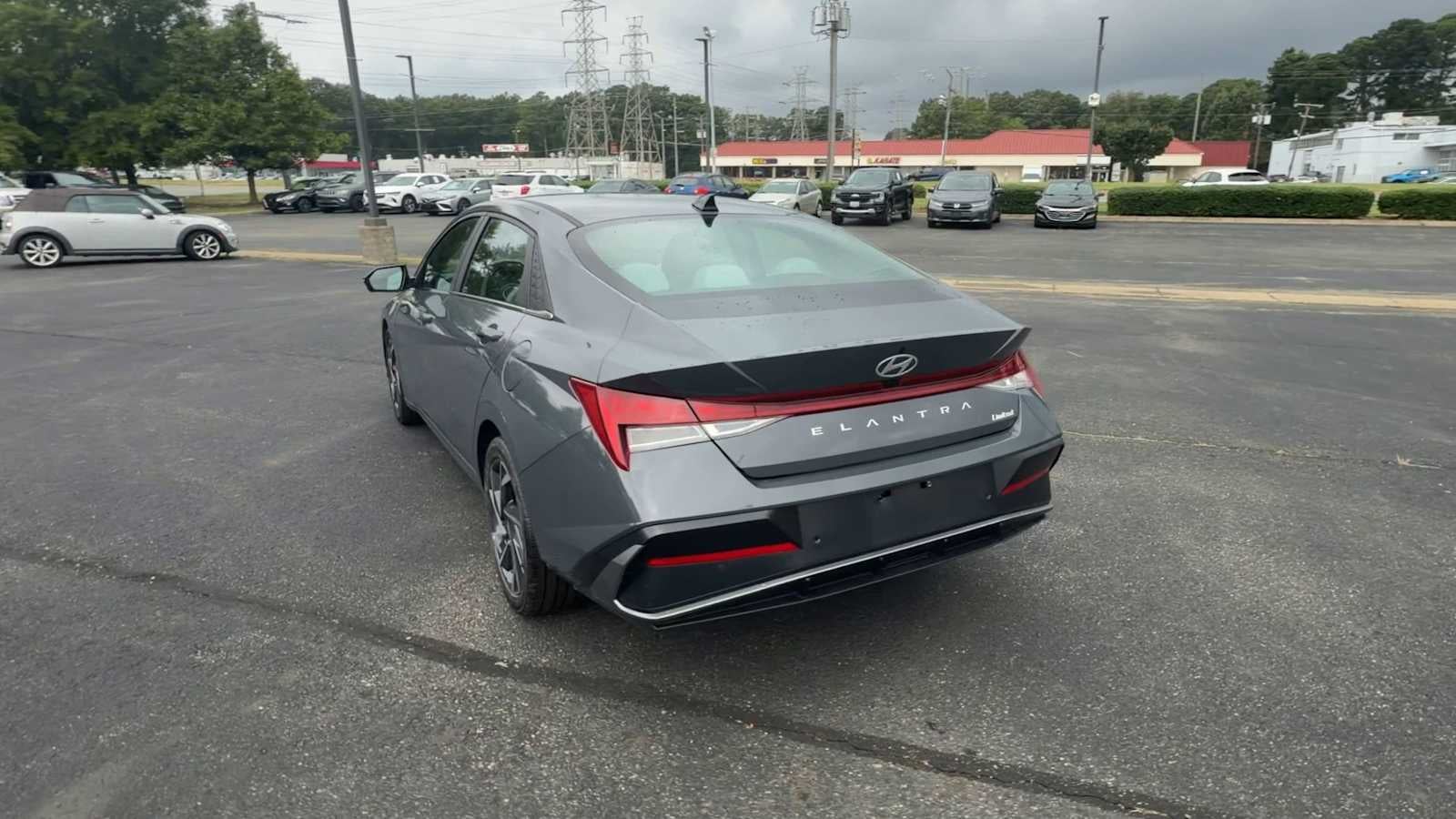 2024 Hyundai Elantra Limited