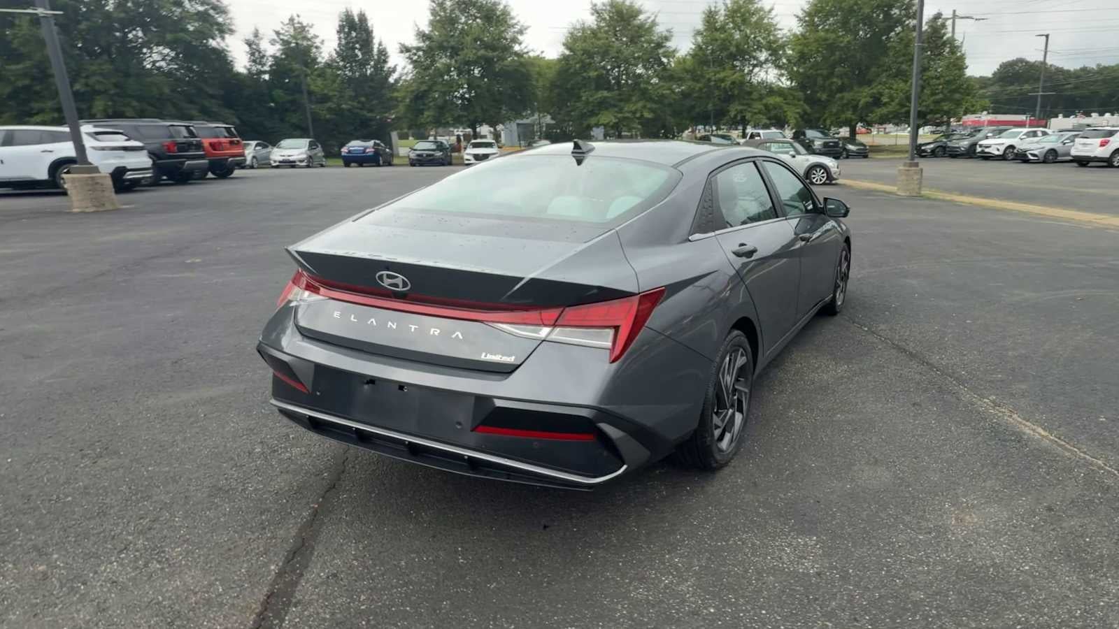 2024 Hyundai Elantra Limited