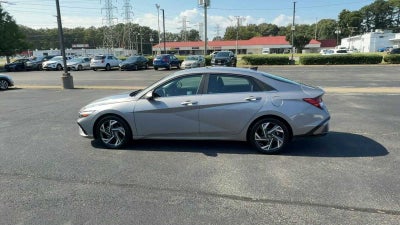 2024 Hyundai Elantra Limited