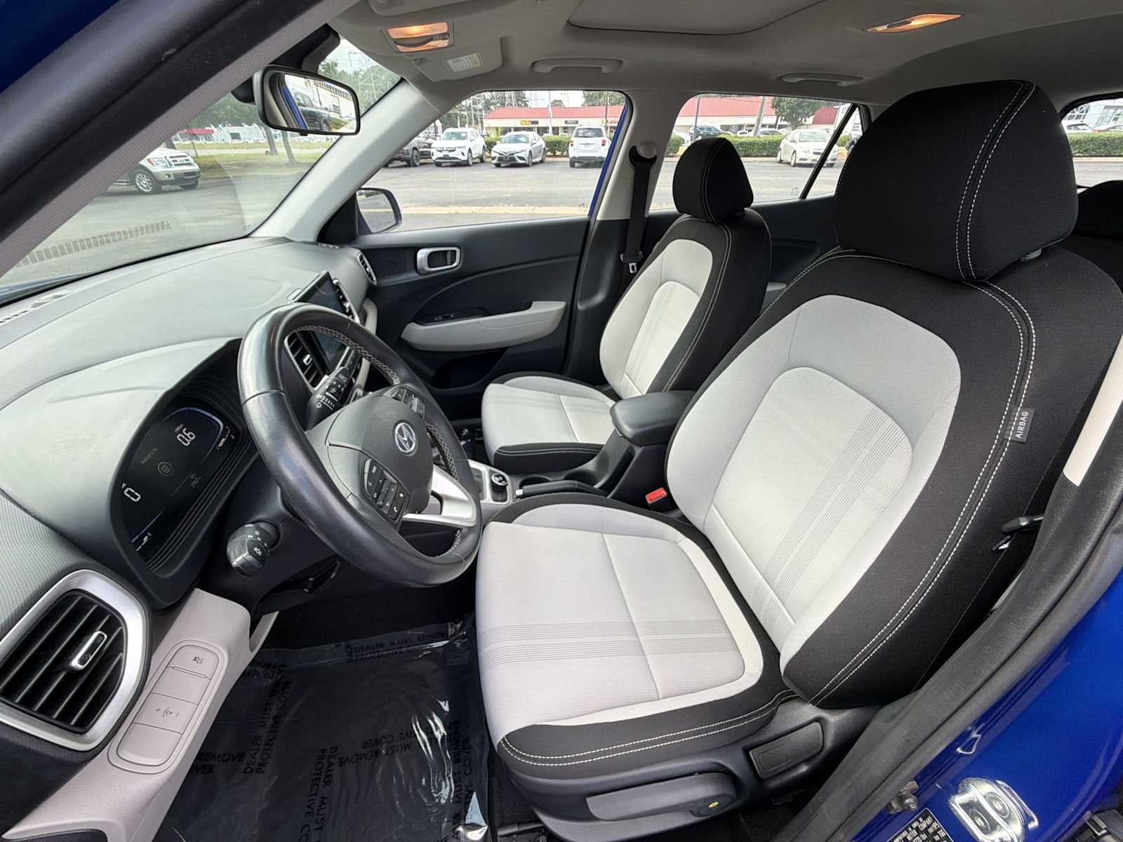 2024 Hyundai Venue SEL