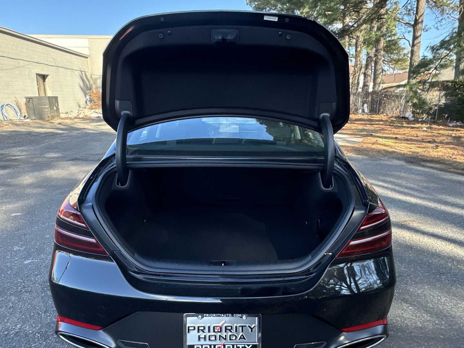 2025 Genesis G70 2.5T