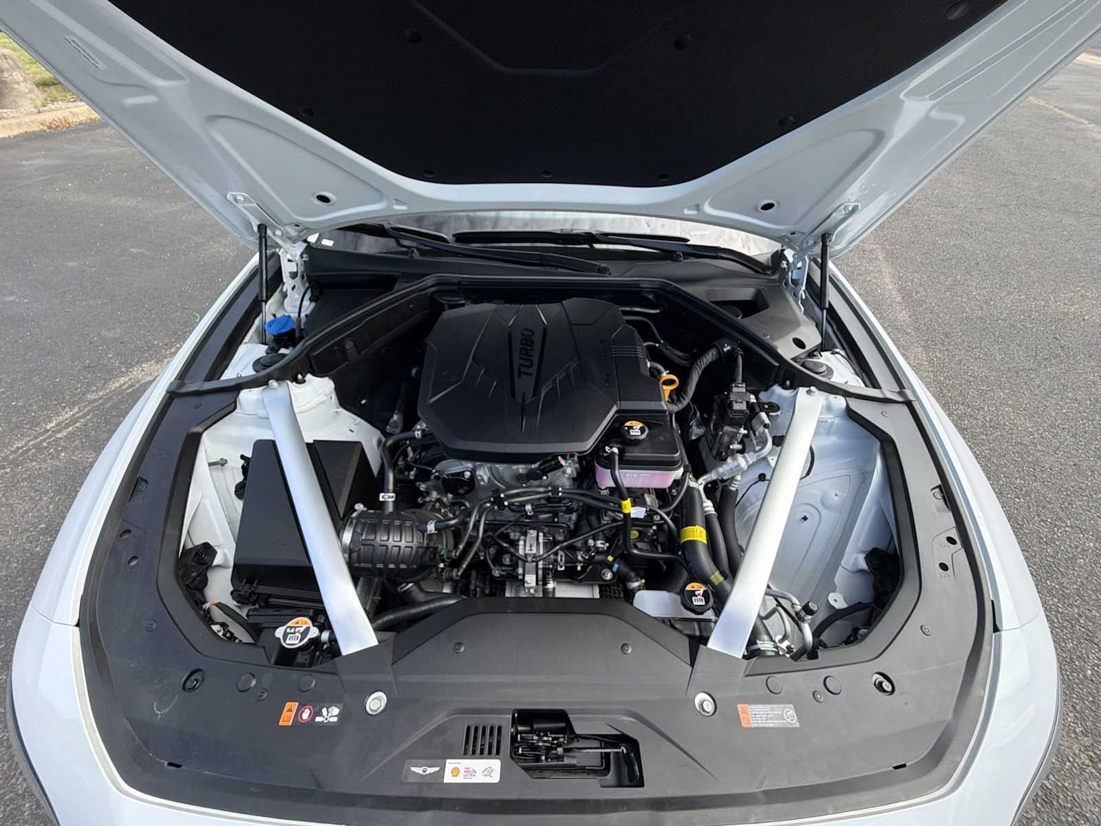 2025 Genesis G70 2.5T