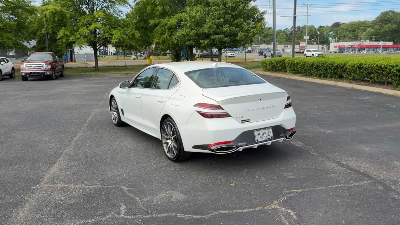 2025 Genesis G70 2.5T