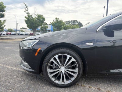 2018 Buick Regal Sportback Essence