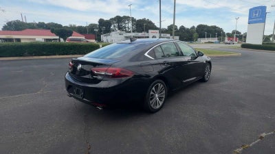 2018 Buick Regal Sportback Essence