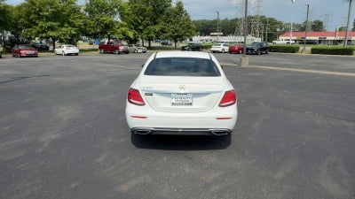2018 Mercedes-Benz E 300 E 300